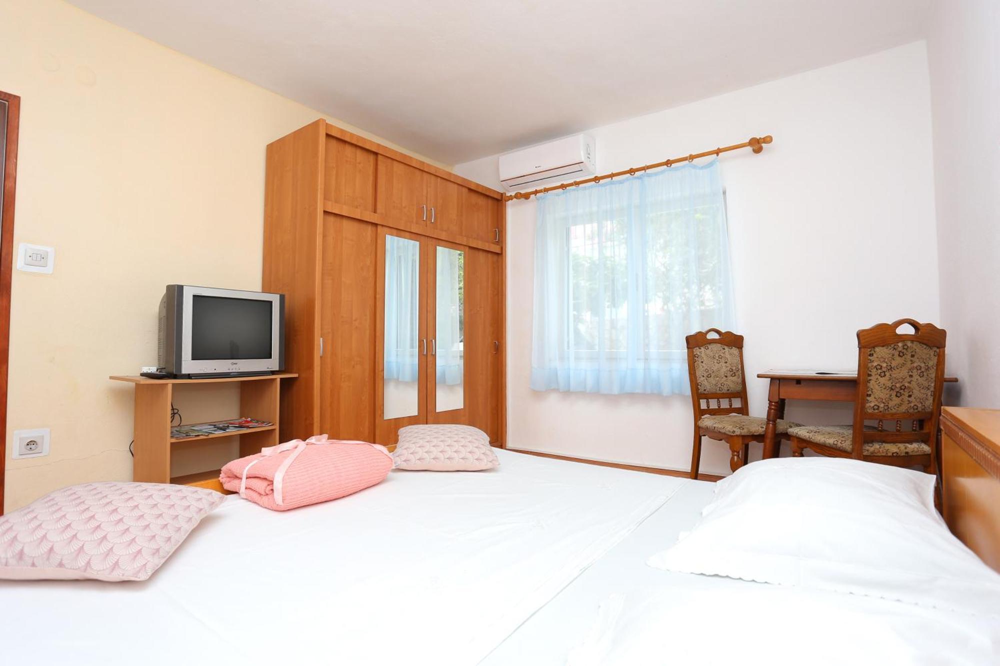 Rooms With A Parking Space Split - 17766 部屋 写真